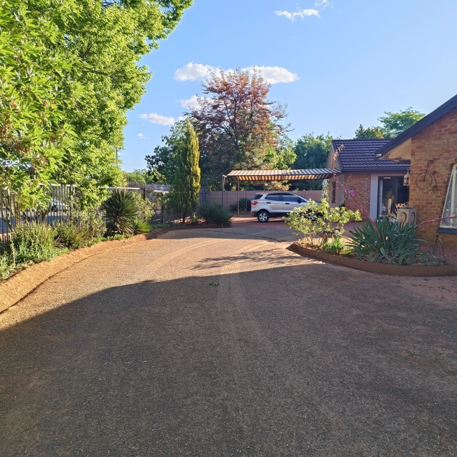 7 Bedroom Property for Sale in Universitas Free State